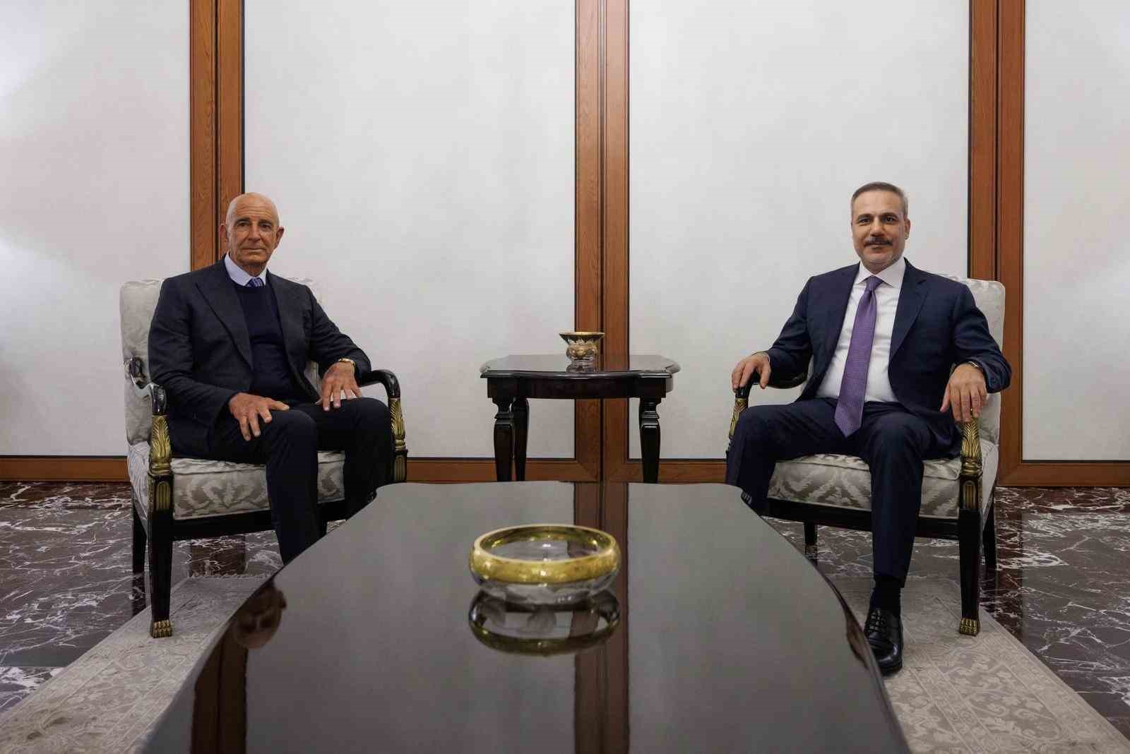 Dışişleri Bakanı Fidan, ABD'nin Ankara Büyükelçisi Barrack'ı kabul etti