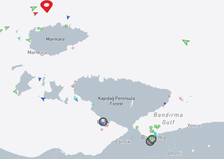 Marmara Denizi'ne atladığı iddia edilen genç için arama çalışması başlatıldı