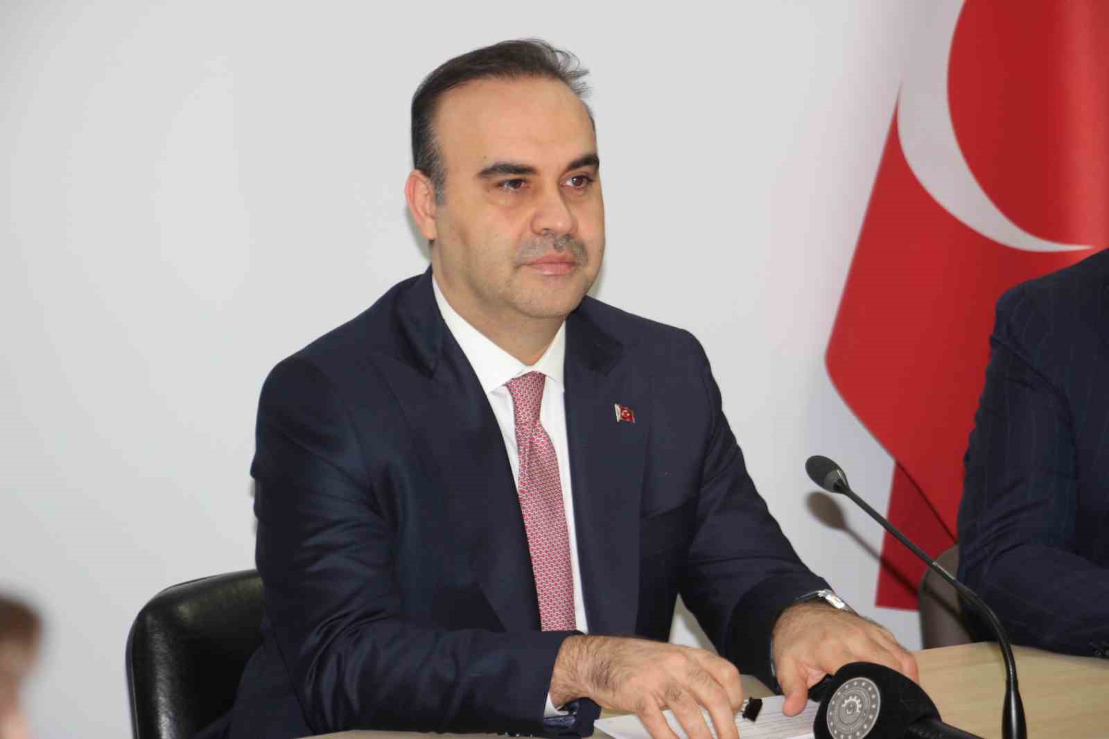 Bakan Kacır: 'İhracatımızı 273 milyar dolara çıkardık'