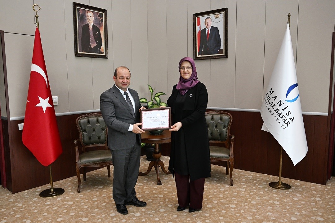 Manisa CBÜ'ye 'Beslenme Dostu İş Yeri' belgesi