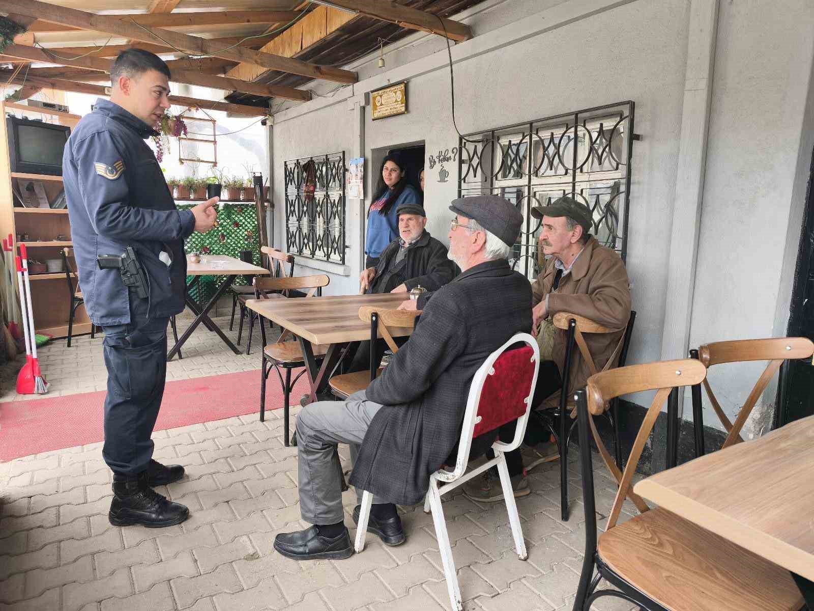 Bilecik'te jandarmadan bilgilendirme faaliyeti