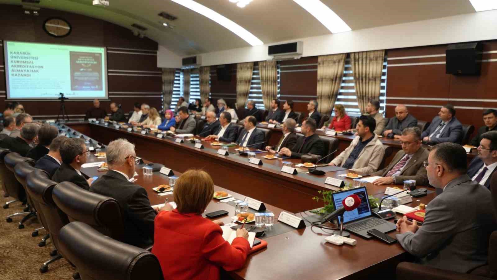 KBÜ Senatosu'nda akreditasyon ve uluslararası gelişmeler görüşüldü