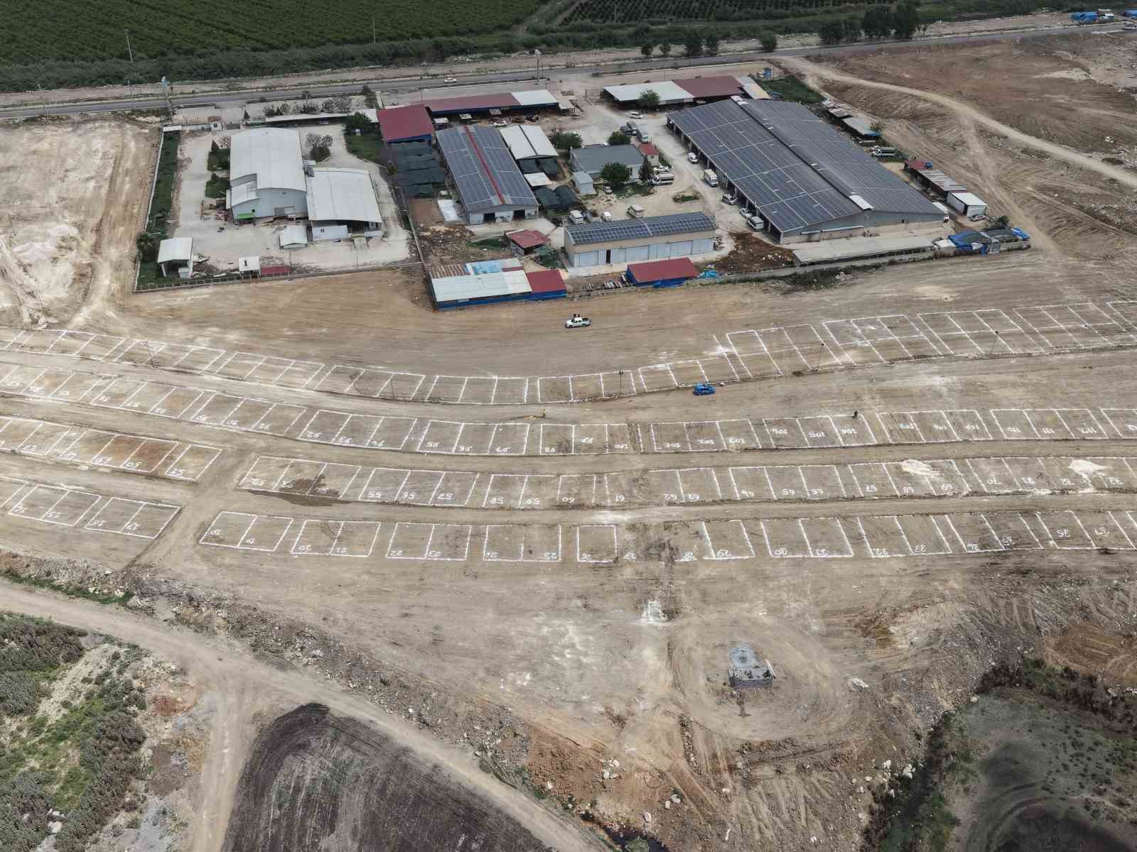 Tarsus'ta kurbanlık satışları için hazırlıklar başladı
