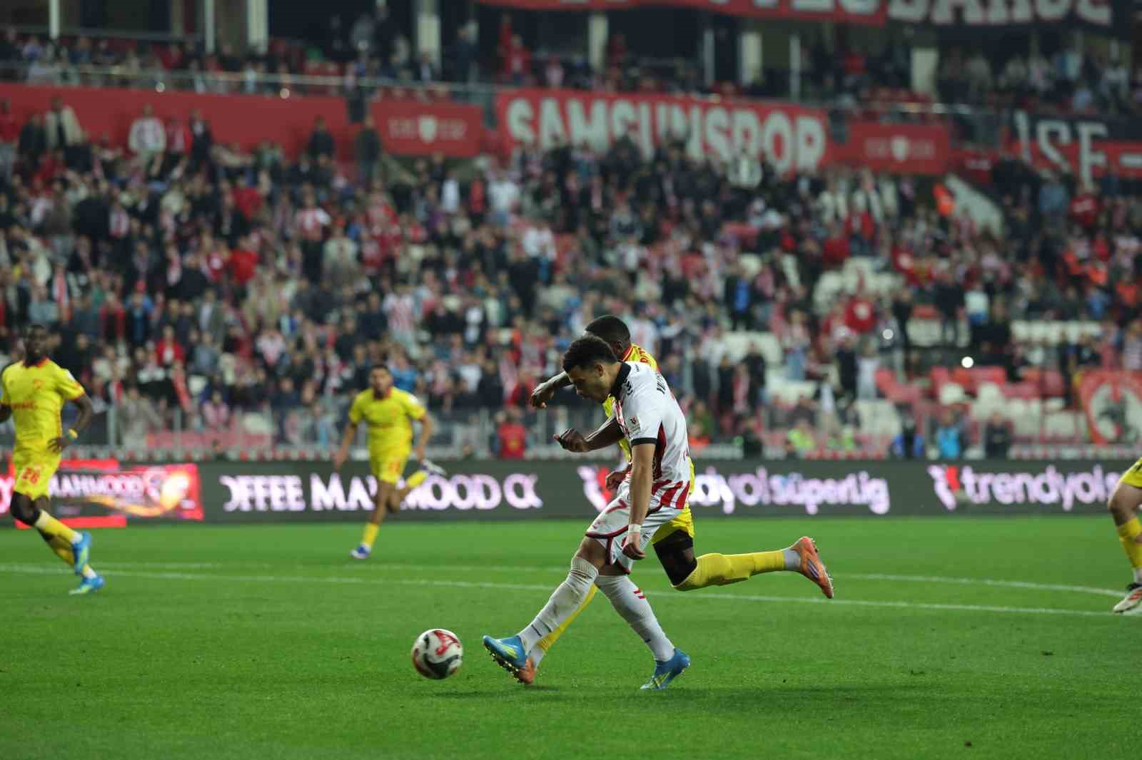 Trendyol Süper Lig: Samsunspor: 3 - Göztepe: 0 (Maç sonucu)