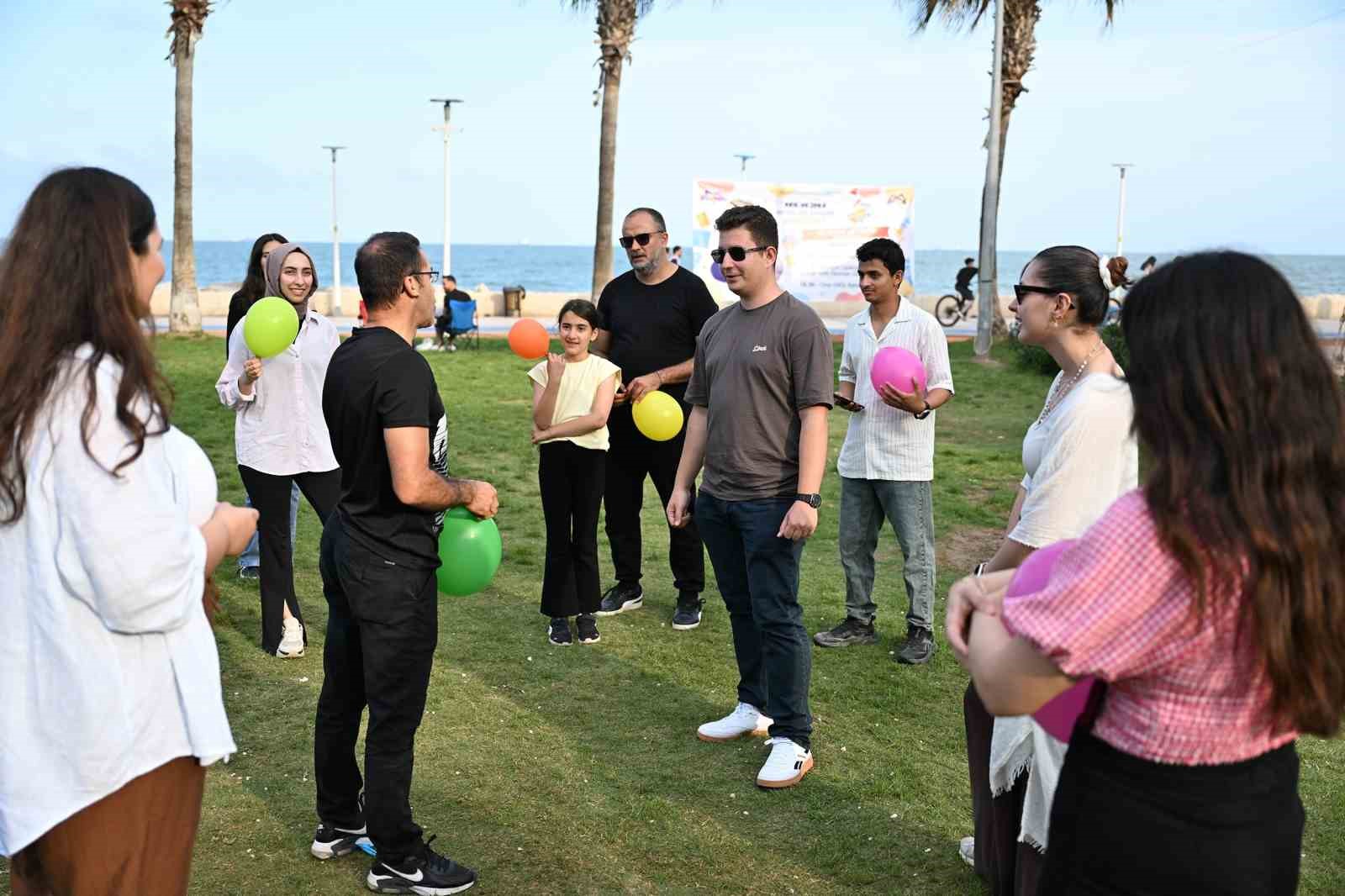 Mersin'de ücretsiz yabancı dil kulübüne yoğun ilgi